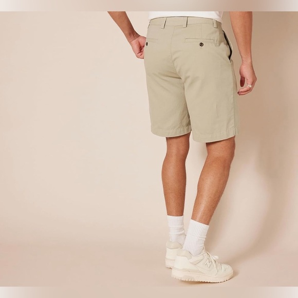 Amazon basic shorts size 32 - Picture 3 of 7